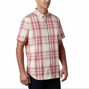 Columbia Plaid Short Sleeve Shirt Small NWT